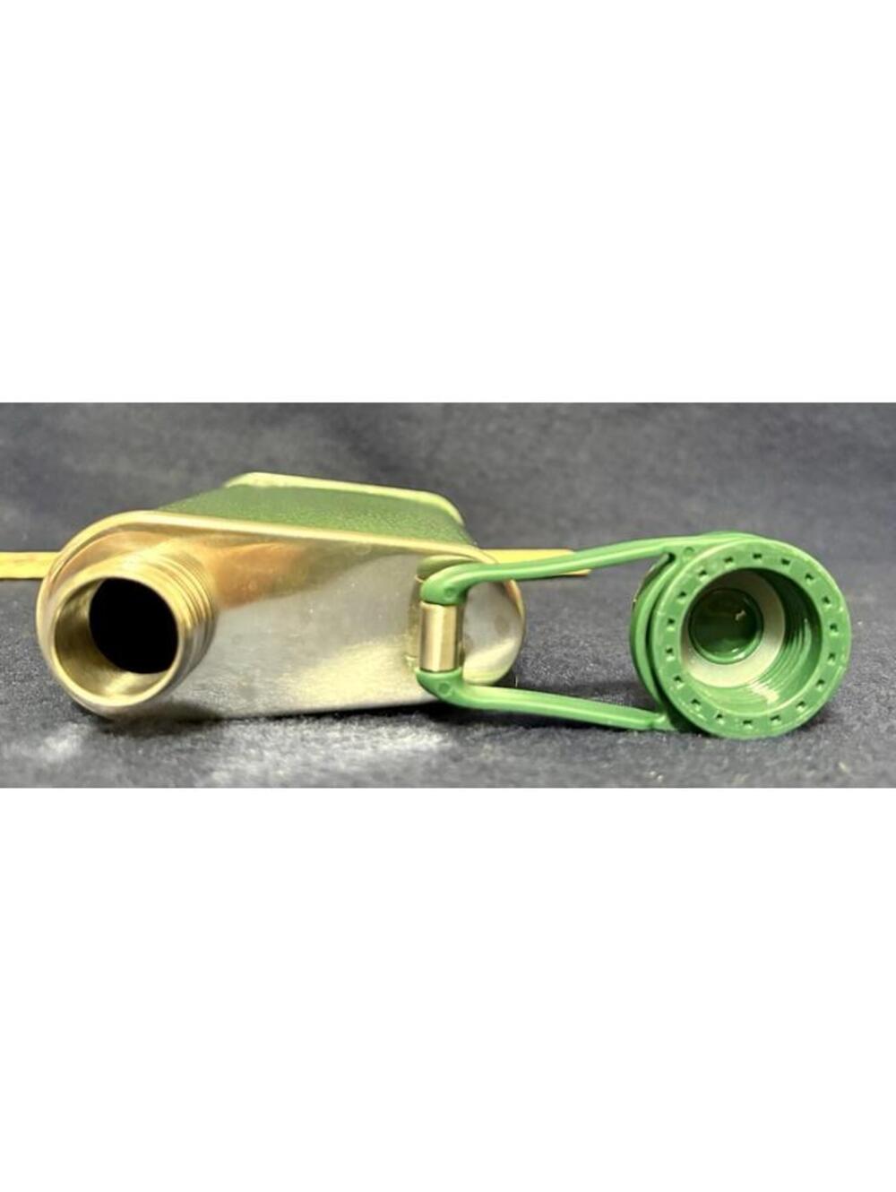 STANLEY 6.5" Classic Flask 8 oz with Never-Lose Cap Stainless Steel Green - Picture 3 of 4